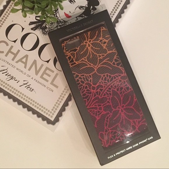 Victoria's Secret Accessories - Victoria Secret IPhone 6/6s Flex and Protect Case